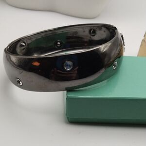 Grunge metallic hinge bracelet rhinestone detailing‎ B1108